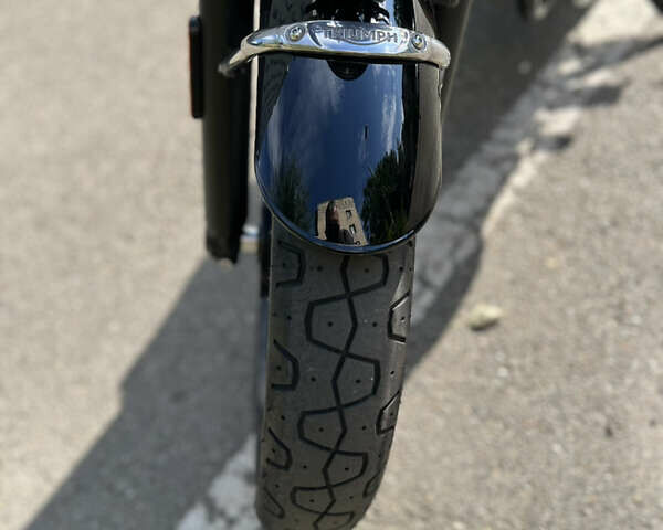 Черный Триумф Бонневиль, объемом двигателя 0.9 л и пробегом 1 тыс. км за 10900 $, фото 55 на Automoto.ua