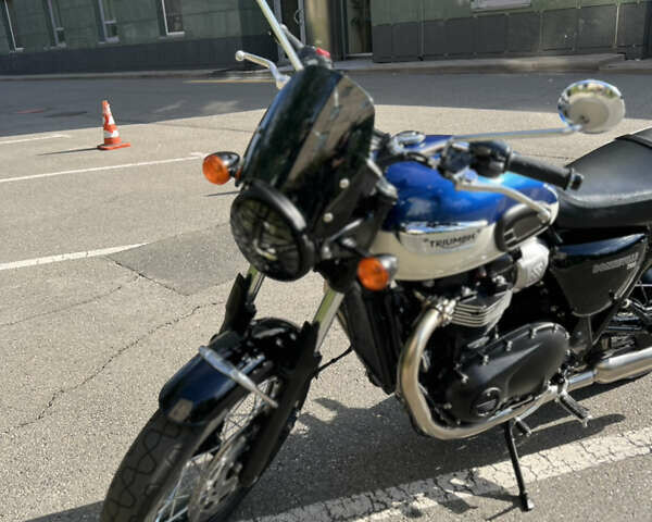 Черный Триумф Бонневиль, объемом двигателя 0.9 л и пробегом 1 тыс. км за 10900 $, фото 10 на Automoto.ua