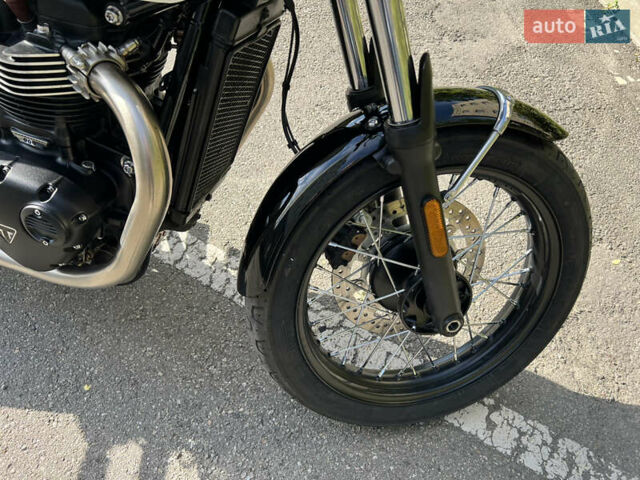 Черный Триумф Бонневиль, объемом двигателя 0.9 л и пробегом 1 тыс. км за 10900 $, фото 24 на Automoto.ua