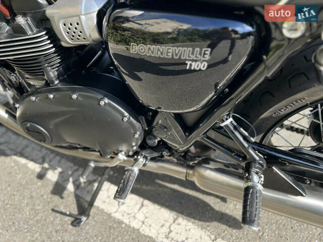 Черный Триумф Бонневиль, объемом двигателя 0.9 л и пробегом 1 тыс. км за 10900 $, фото 43 на Automoto.ua