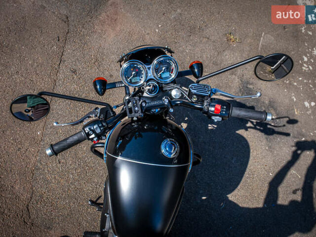 Черный Триумф Бонневиль, объемом двигателя 1.2 л и пробегом 9 тыс. км за 15500 $, фото 15 на Automoto.ua