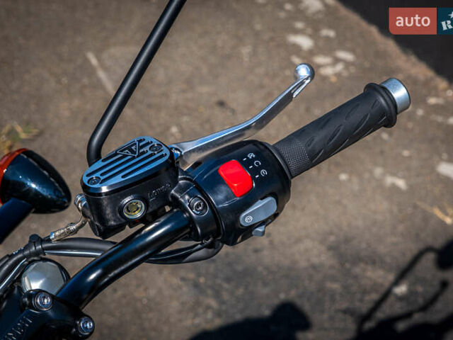 Черный Триумф Бонневиль, объемом двигателя 1.2 л и пробегом 9 тыс. км за 15500 $, фото 12 на Automoto.ua