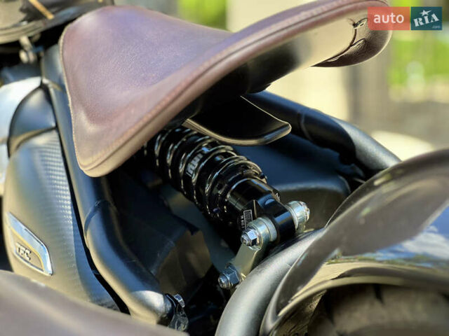Чорний Тріумф Бонневіль, об'ємом двигуна 1.2 л та пробігом 3 тис. км за 27900 $, фото 25 на Automoto.ua
