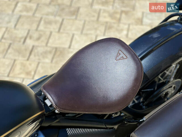 Чорний Тріумф Бонневіль, об'ємом двигуна 1.2 л та пробігом 3 тис. км за 27900 $, фото 34 на Automoto.ua