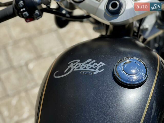 Чорний Тріумф Бонневіль, об'ємом двигуна 1.2 л та пробігом 3 тис. км за 27900 $, фото 39 на Automoto.ua