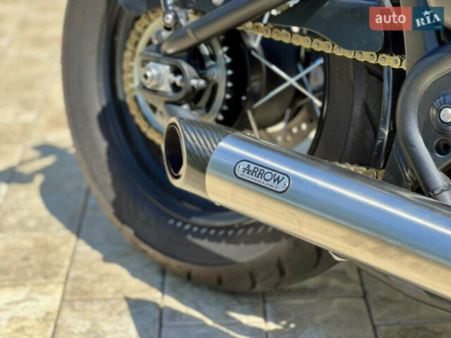 Чорний Тріумф Бонневіль, об'ємом двигуна 1.2 л та пробігом 3 тис. км за 27900 $, фото 28 на Automoto.ua