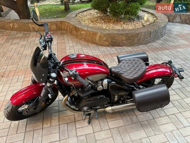 Триумф Бонневиль 2022 в Кривом Роге на Automoto.ua Красный Триумф Бонневиль, объемом двигателя 1.2 л и пробегом 6 тыс. км за 18000 $, фото 4 на Automoto.ua
