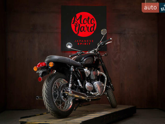 Тріумф Бонневіль 2013 у Дніпро (Дніпропетровську) на Automoto.ua Тріумф Бонневіль, об'ємом двигуна 1.2 л та пробігом 1 тис. км за 15500 $, фото 5 на Automoto.ua