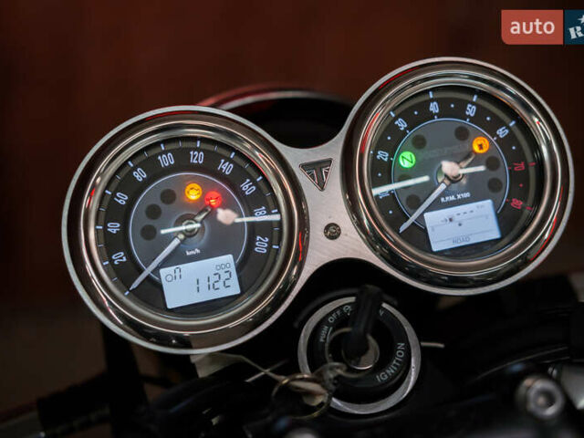 Тріумф Бонневіль 2013 у Дніпро (Дніпропетровську) на Automoto.ua Тріумф Бонневіль, об'ємом двигуна 1.2 л та пробігом 1 тис. км за 15500 $, фото 9 на Automoto.ua