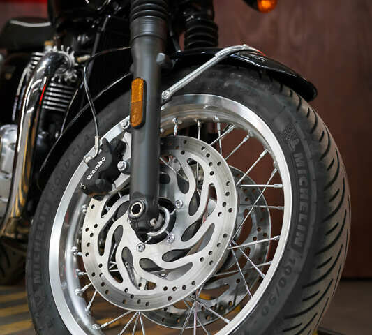 Тріумф Бонневіль 2013 у Дніпро (Дніпропетровську) на Automoto.ua Тріумф Бонневіль, об'ємом двигуна 1.2 л та пробігом 1 тис. км за 15500 $, фото 14 на Automoto.ua