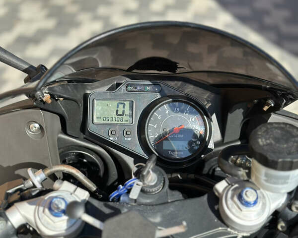 Черный Триумф Дайтона, объемом двигателя 0.6 л и пробегом 53 тыс. км за 4400 $, фото 6 на Automoto.ua