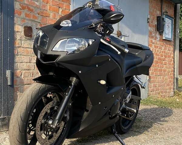 Черный Триумф Дайтона, объемом двигателя 0 л и пробегом 53 тыс. км за 4700 $, фото 1 на Automoto.ua