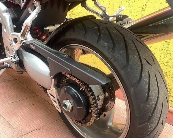 Красный Триумф Дайтона, объемом двигателя 1 л и пробегом 53 тыс. км за 4799 $, фото 6 на Automoto.ua