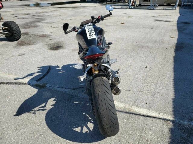 Триумф Спид Трипл, объемом двигателя 1.2 л и пробегом 0 тыс. км за 126 $, фото 3 на Automoto.ua