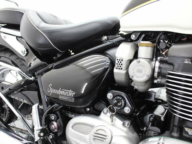 Чорний Тріумф Спідмастєр, об'ємом двигуна 1.2 л та пробігом 24 тис. км за 11500 $, фото 12 на Automoto.ua