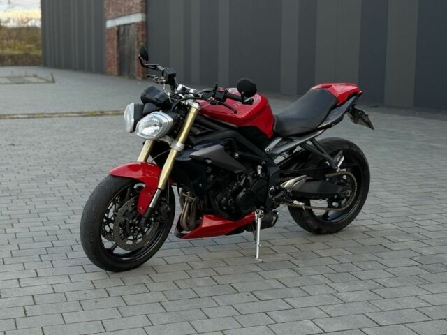 Тріумф Стріт Тріпл, об'ємом двигуна 0.68 л та пробігом 0 тис. км за 7600 $, фото 4 на Automoto.ua