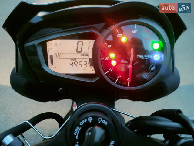 Триумф Стрит Трипл, объемом двигателя 0 л и пробегом 8 тыс. км за 8999 $, фото 8 на Automoto.ua