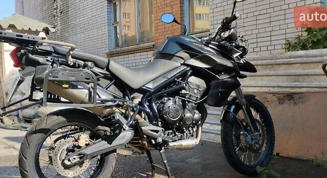 Чорний Тріумф Тігр, об'ємом двигуна 0.8 л та пробігом 62 тис. км за 5500 $, фото 2 на Automoto.ua
