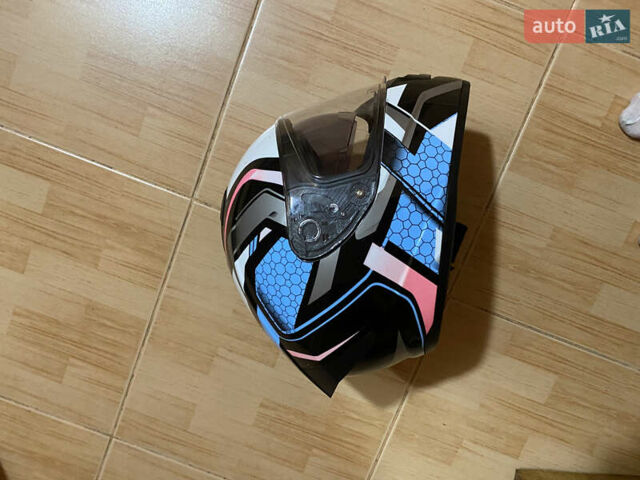 Триумф Тигр 2005 в Ивано-Франковске на Automoto.ua Триумф Тигр, объемом двигателя 1 л и пробегом 7 тыс. км за 2000 $, фото 6 на Automoto.ua