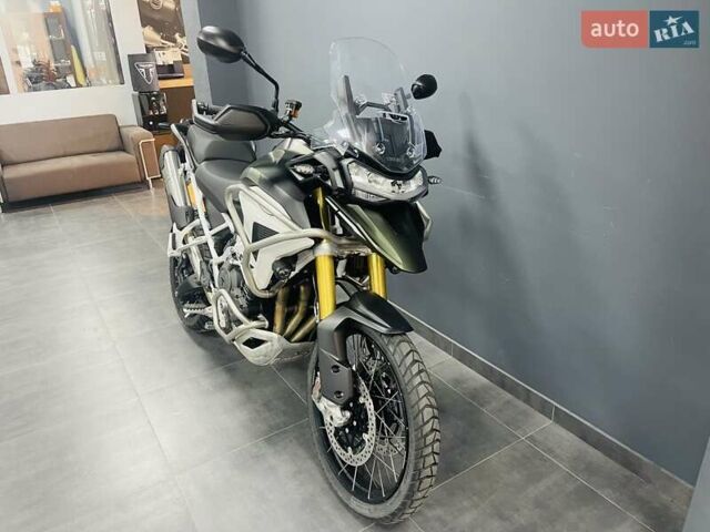 Триумф Тигр, объемом двигателя 0 л и пробегом 1 тыс. км за 26293 $, фото 2 на Automoto.ua