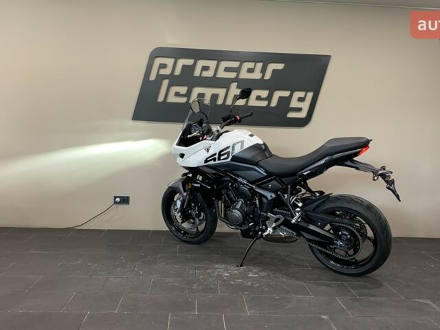 Триумф Тигр, объемом двигателя 0.66 л и пробегом 0 тыс. км за 13417 $, фото 5 на Automoto.ua