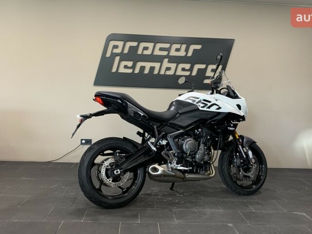 Триумф Тигр, объемом двигателя 0.66 л и пробегом 0 тыс. км за 13417 $, фото 9 на Automoto.ua