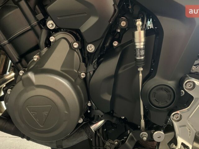 Триумф Тигр, объемом двигателя 0.66 л и пробегом 0 тыс. км за 13417 $, фото 27 на Automoto.ua