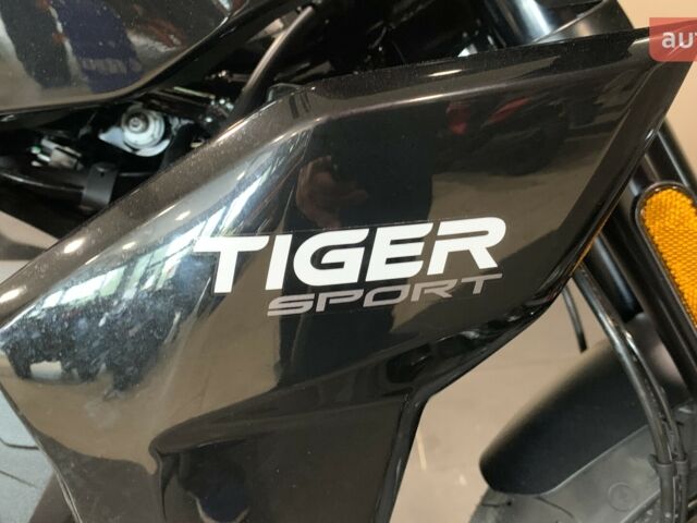 Триумф Тигр, объемом двигателя 0.66 л и пробегом 0 тыс. км за 13417 $, фото 25 на Automoto.ua