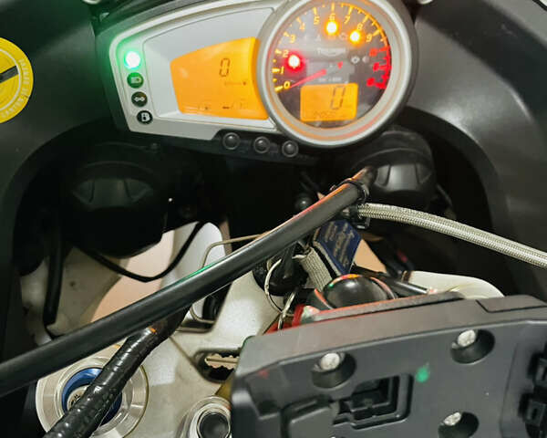 Сірий Тріумф Тігр, об'ємом двигуна 1.05 л та пробігом 40 тис. км за 8400 $, фото 18 на Automoto.ua