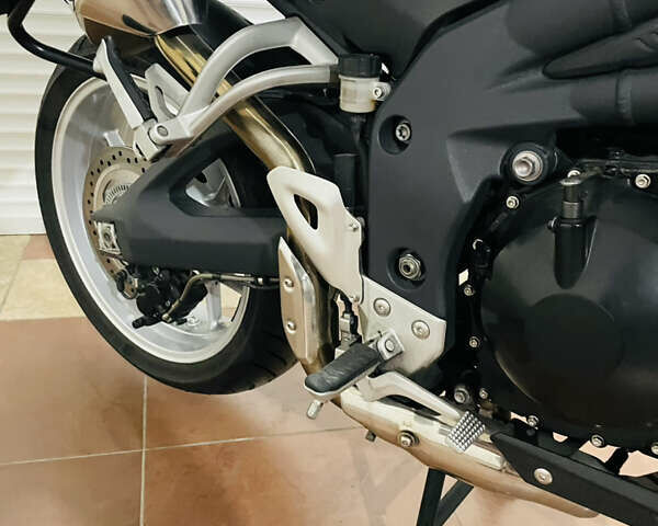 Сірий Тріумф Тігр, об'ємом двигуна 1.05 л та пробігом 40 тис. км за 8400 $, фото 31 на Automoto.ua