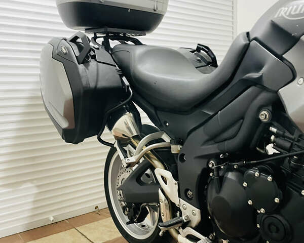 Сірий Тріумф Тігр, об'ємом двигуна 1.05 л та пробігом 40 тис. км за 8400 $, фото 21 на Automoto.ua
