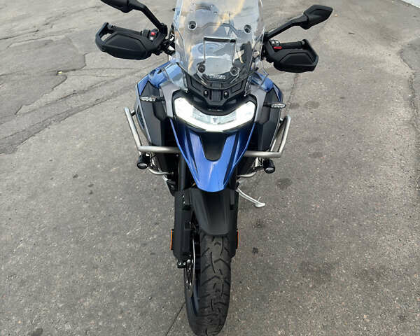 Синій Тріумф Тігр, об'ємом двигуна 1.2 л та пробігом 4 тис. км за 27000 $, фото 1 на Automoto.ua