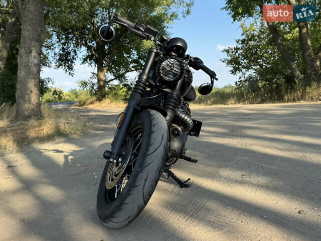 Черный Триумф Bobber, объемом двигателя 1.2 л и пробегом 5 тыс. км за 20000 $, фото 4 на Automoto.ua