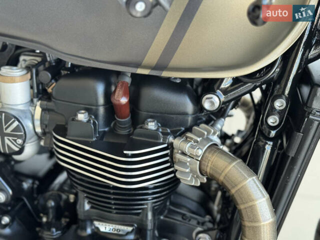 Тріумф Bobber, об'ємом двигуна 1.2 л та пробігом 2 тис. км за 18900 $, фото 38 на Automoto.ua