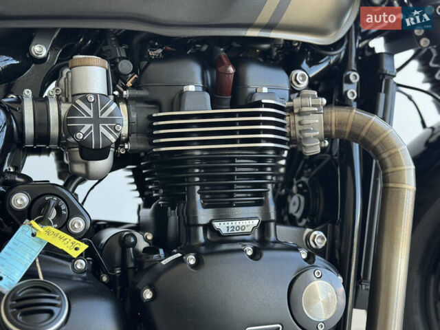 Тріумф Bobber, об'ємом двигуна 1.2 л та пробігом 2 тис. км за 18900 $, фото 28 на Automoto.ua