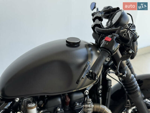 Тріумф Bobber, об'ємом двигуна 1.2 л та пробігом 2 тис. км за 18900 $, фото 30 на Automoto.ua