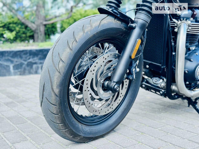 Тріумф Bobber, об'ємом двигуна 1.2 л та пробігом 2 тис. км за 15999 $, фото 13 на Automoto.ua