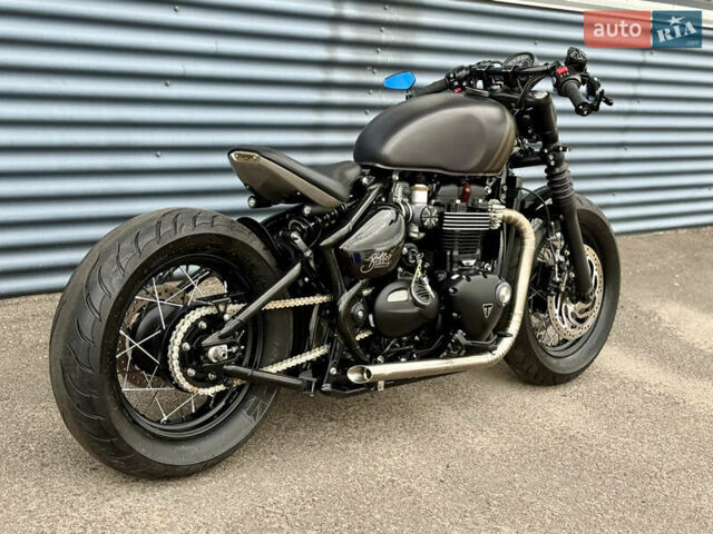 Триумф Bobber, объемом двигателя 1.2 л и пробегом 3 тыс. км за 16500 $, фото 2 на Automoto.ua