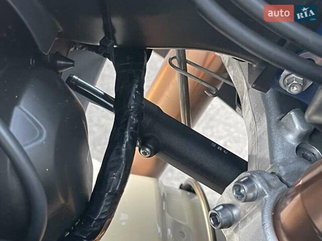 Белый Триумф Daytona 675, объемом двигателя 0.68 л и пробегом 25 тыс. км за 6500 $, фото 13 на Automoto.ua