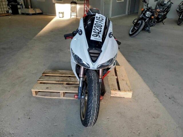 Триумф Daytona 675, объемом двигателя 0.68 л и пробегом 0 тыс. км за 1000 $, фото 1 на Automoto.ua