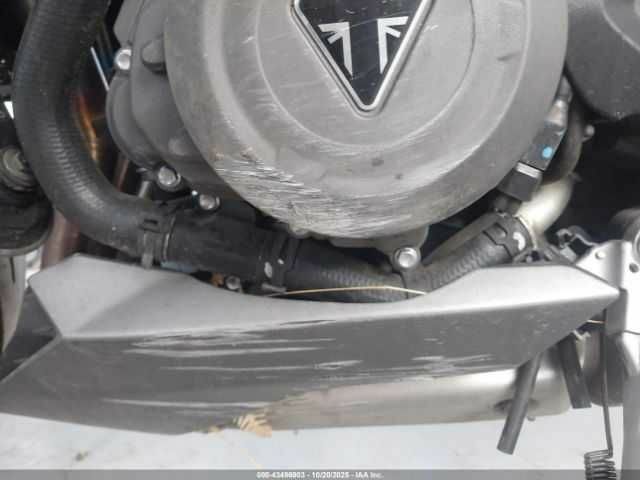 Триумф Другая, объемом двигателя 0.77 л и пробегом 0 тыс. км за 1000 $, фото 10 на Automoto.ua