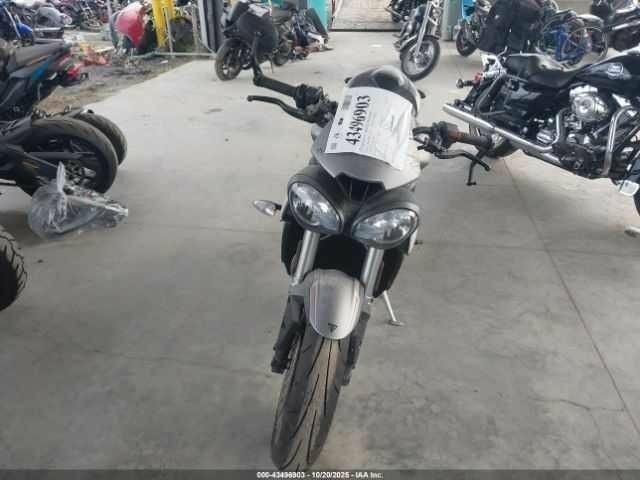 Триумф Другая, объемом двигателя 0.77 л и пробегом 0 тыс. км за 1000 $, фото 4 на Automoto.ua