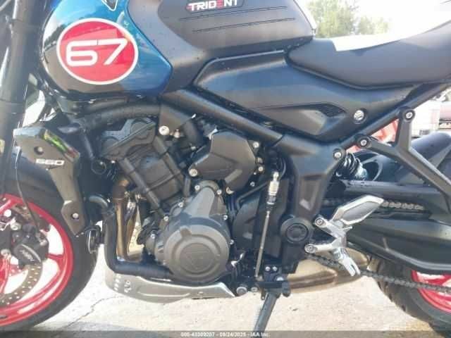 Триумф Другая, объемом двигателя 0.66 л и пробегом 0 тыс. км за 3500 $, фото 7 на Automoto.ua