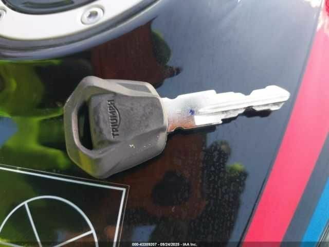 Триумф Другая, объемом двигателя 0.66 л и пробегом 0 тыс. км за 3500 $, фото 11 на Automoto.ua