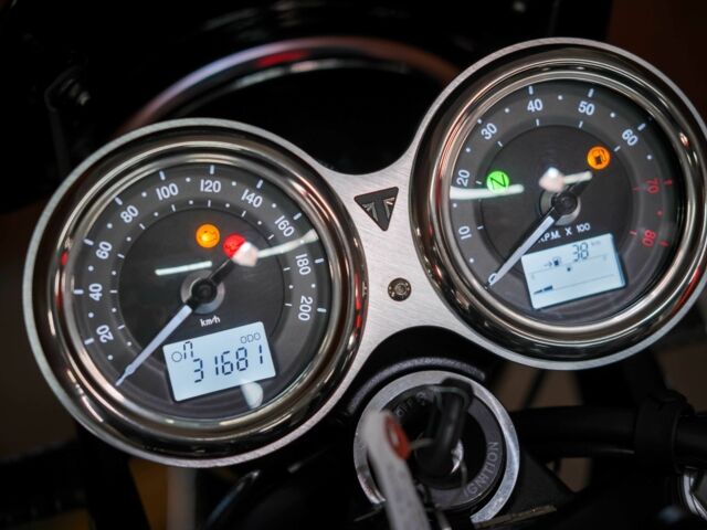 Тріумф Інша 2020 у Дніпро (Дніпропетровську) на Automoto.ua Тріумф Інша, об'ємом двигуна 0.9 л та пробігом 0 тис. км за 11000 $, фото 9 на Automoto.ua