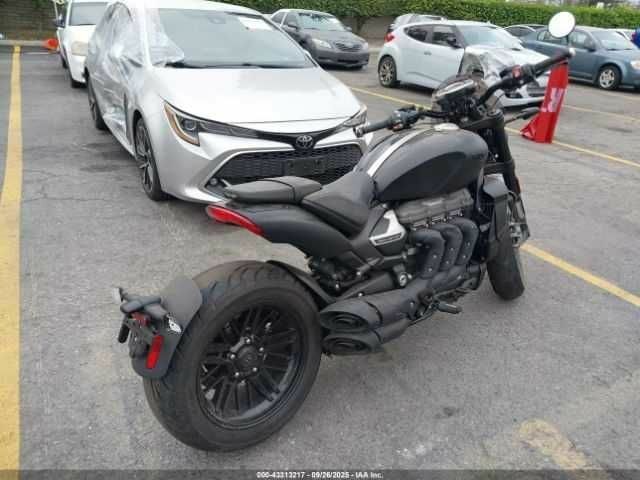 Триумф Другая, объемом двигателя 2.5 л и пробегом 0 тыс. км за 9000 $, фото 3 на Automoto.ua