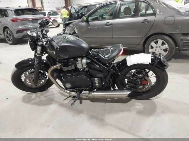 Триумф Другая, объемом двигателя 1.2 л и пробегом 0 тыс. км за 3500 $, фото 9 на Automoto.ua