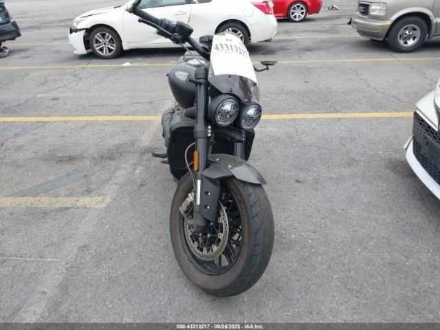 Триумф Другая, объемом двигателя 2.5 л и пробегом 0 тыс. км за 9000 $, фото 4 на Automoto.ua