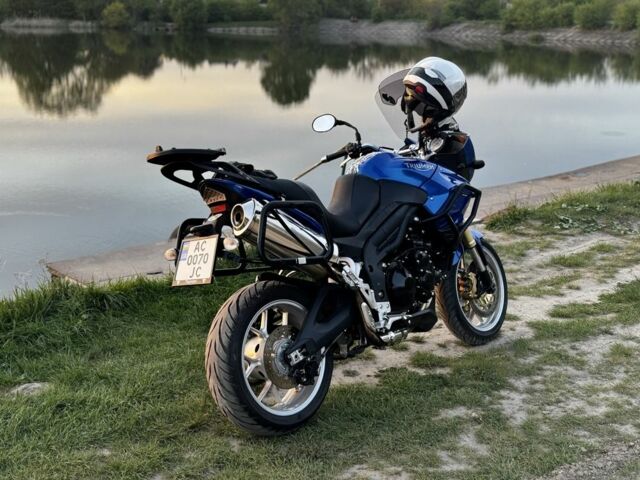 Триумф Другая, объемом двигателя 1.05 л и пробегом 0 тыс. км за 6000 $, фото 2 на Automoto.ua