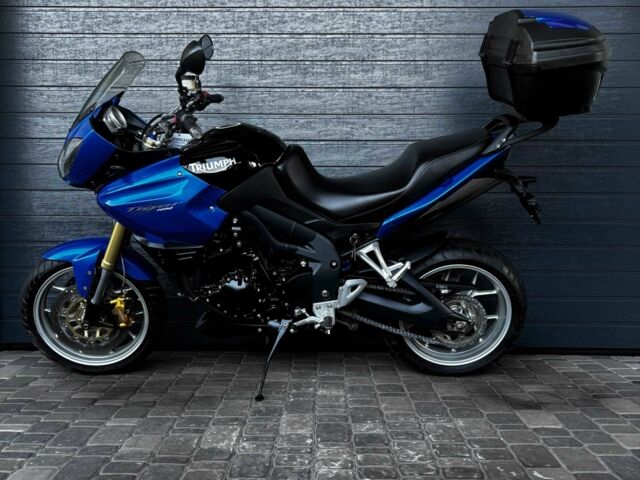 Триумф Другая, объемом двигателя 1.05 л и пробегом 0 тыс. км за 6800 $, фото 5 на Automoto.ua